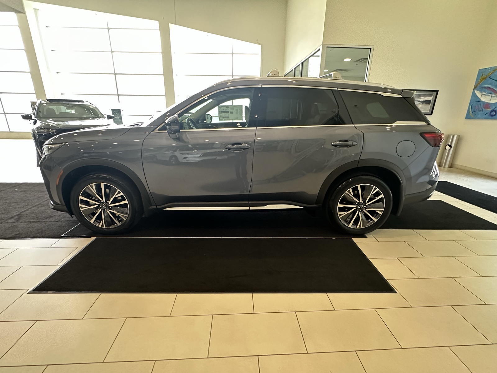 2026 Infiniti QX60 Luxe photo 4