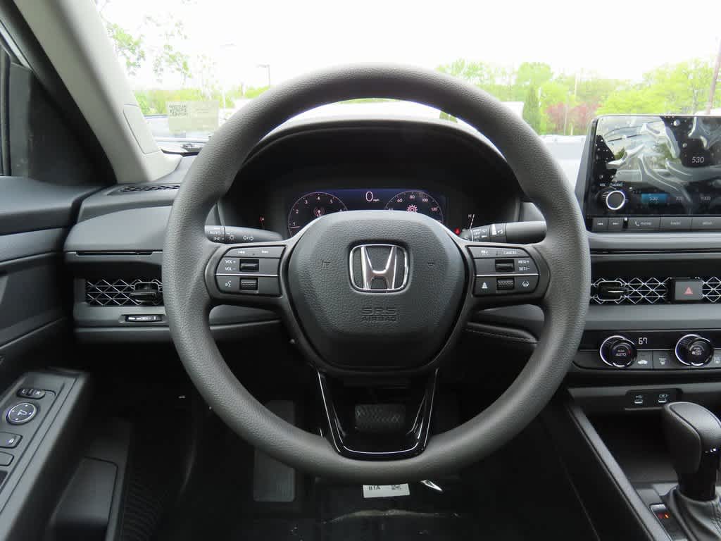 2025 Honda Accord LX photo 13