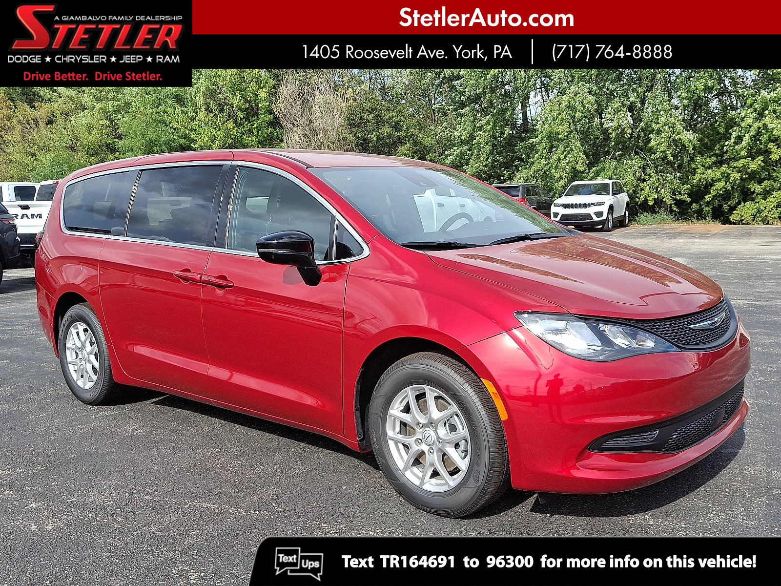 2026 Chrysler Voyager LX's photo