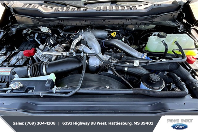 2025 Ford F-250 XL photo 4