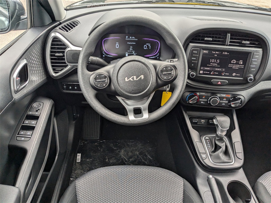 2025 Kia Soul LX S photo 14