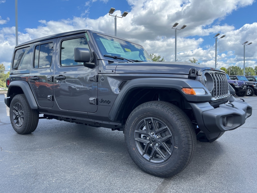 2025 Jeep Wrangler Sport S photo 22
