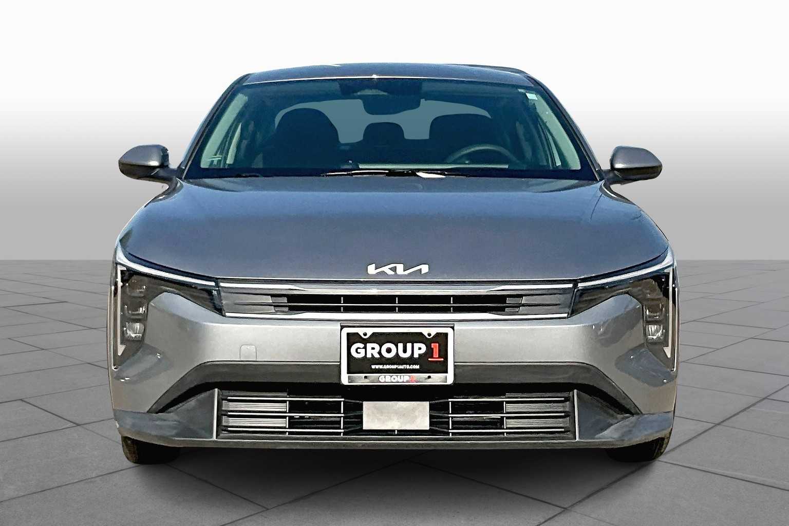 2025 Kia K4 LXS photo 3