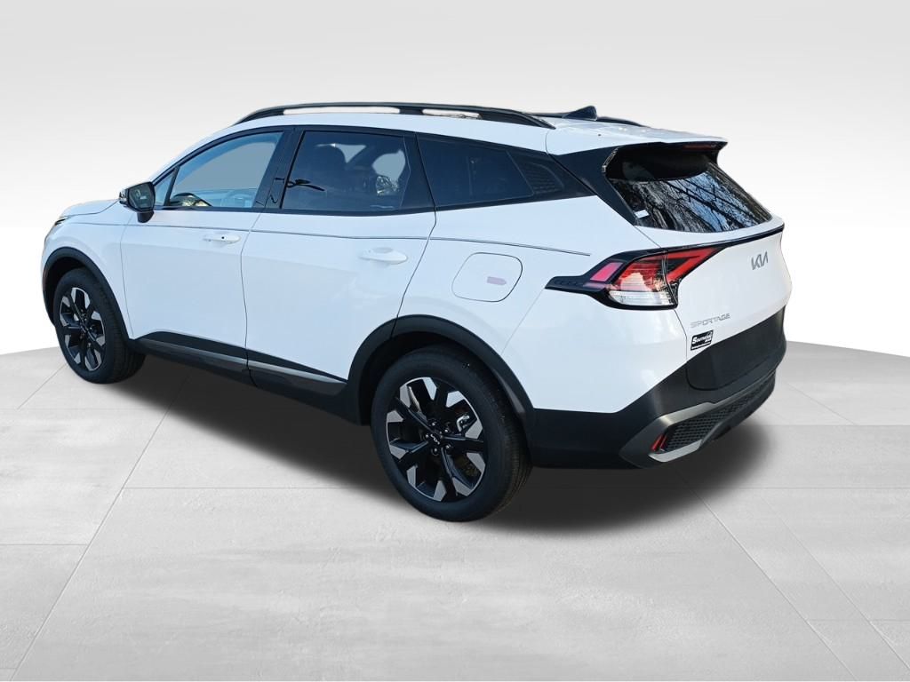 2024 Kia Sportage X-Line photo 3