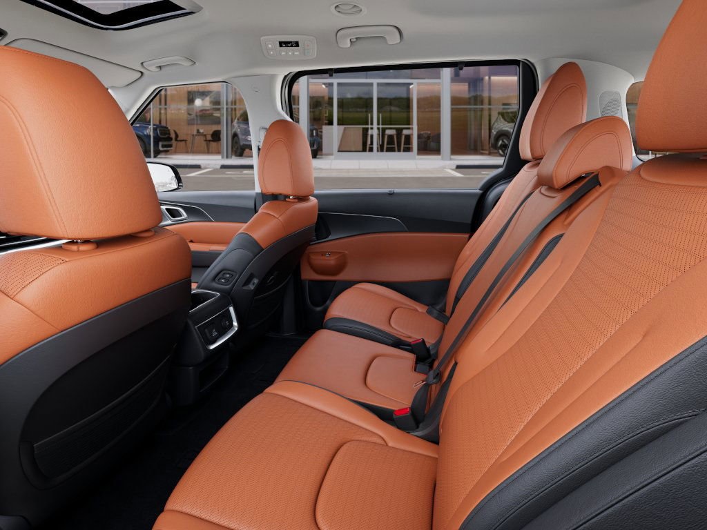 2026 Kia Carnival SX photo 18