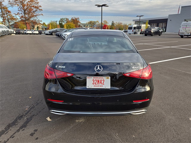 2025 Mercedes Benz C 300 4MATIC Sedan photo 4