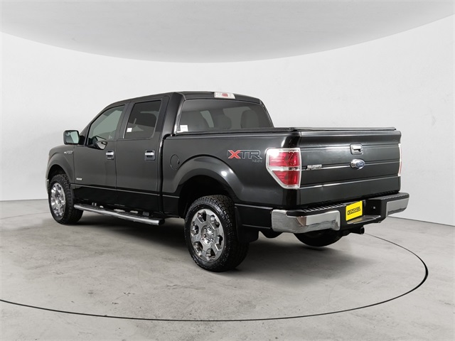 2011 Ford F-150 XLT photo 2