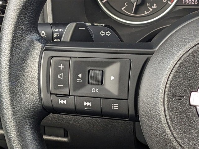 2024 Nissan Rogue SV photo 18