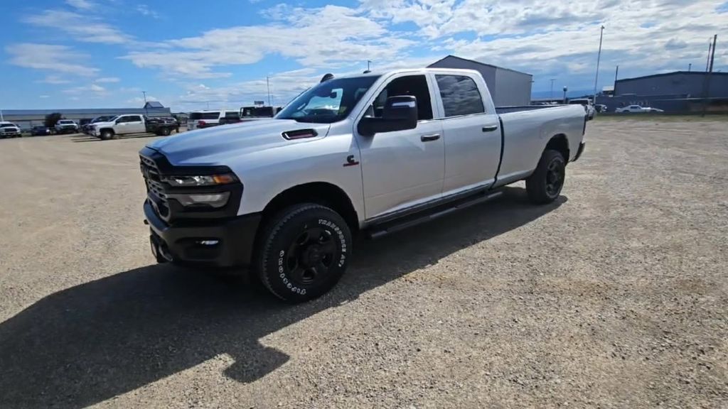 2026 Ram 3500 Tradesman photo 4