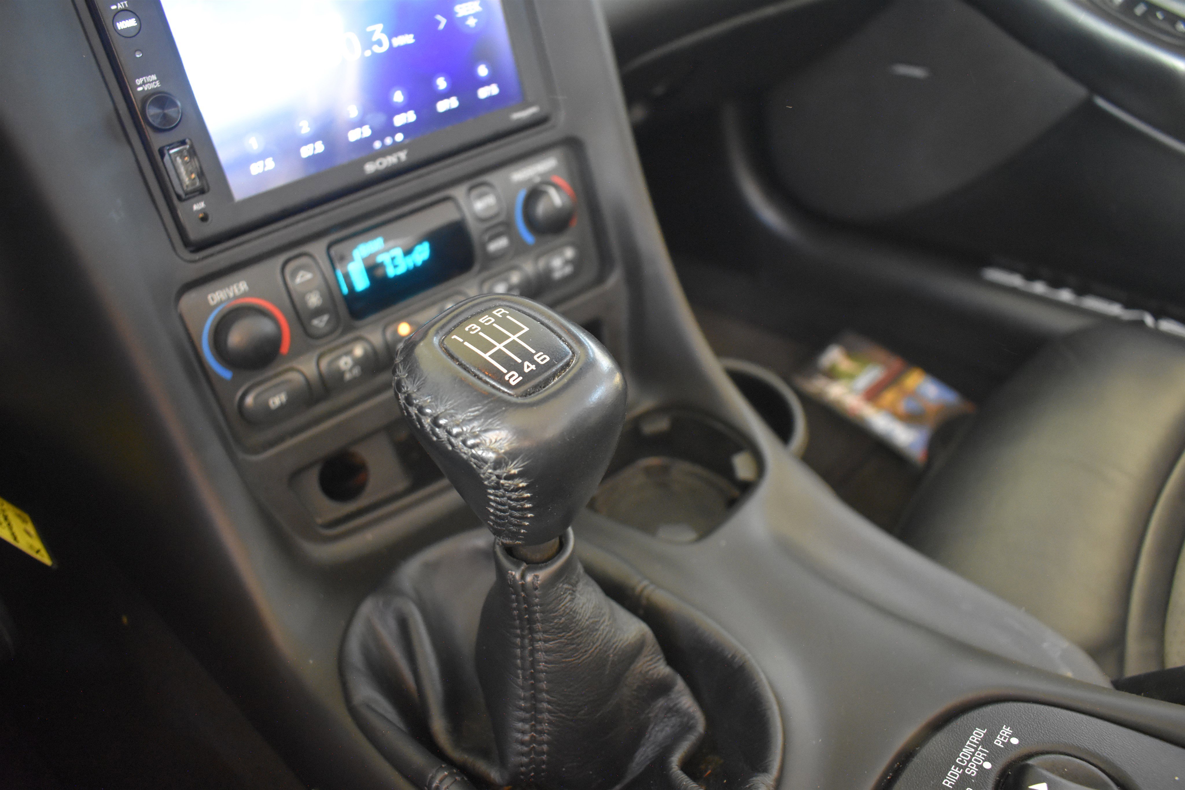 2001 Chevrolet Corvette photo 13