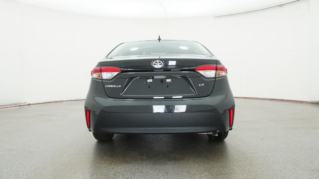 2026 Toyota Corolla LE photo 18