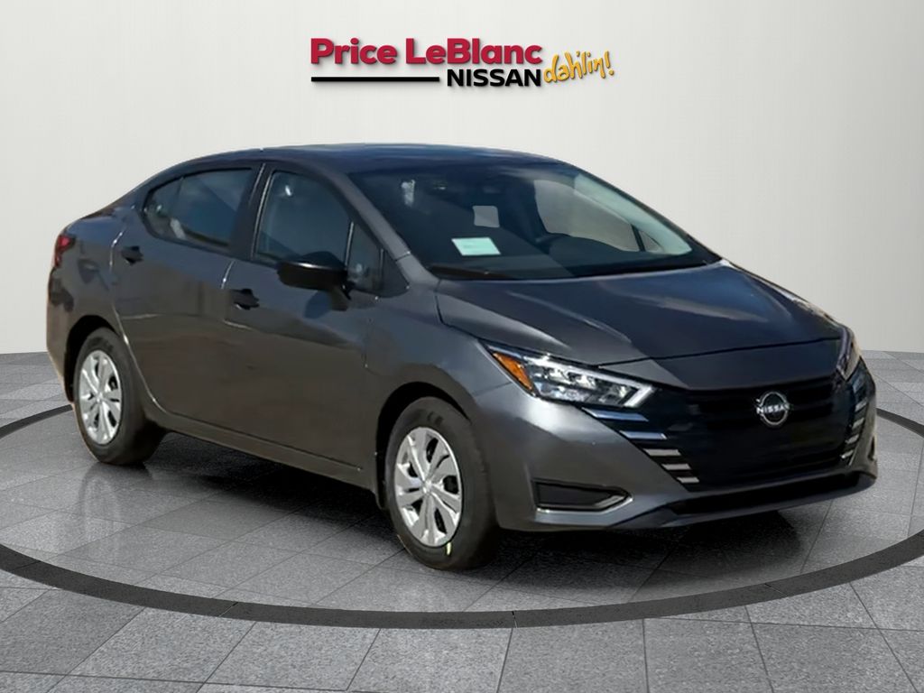 2025 Nissan Versa Sedan S's photo