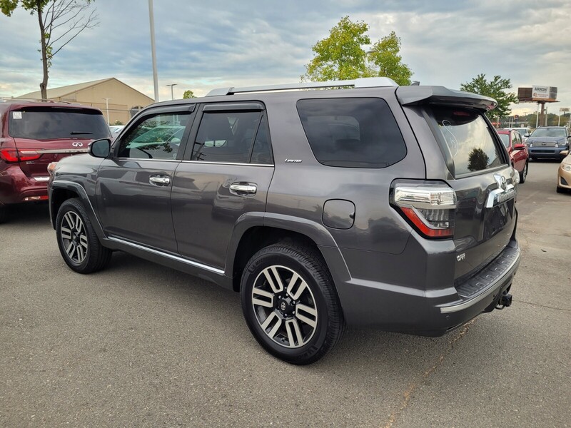 2015 Toyota 4Runner Limited photo 3