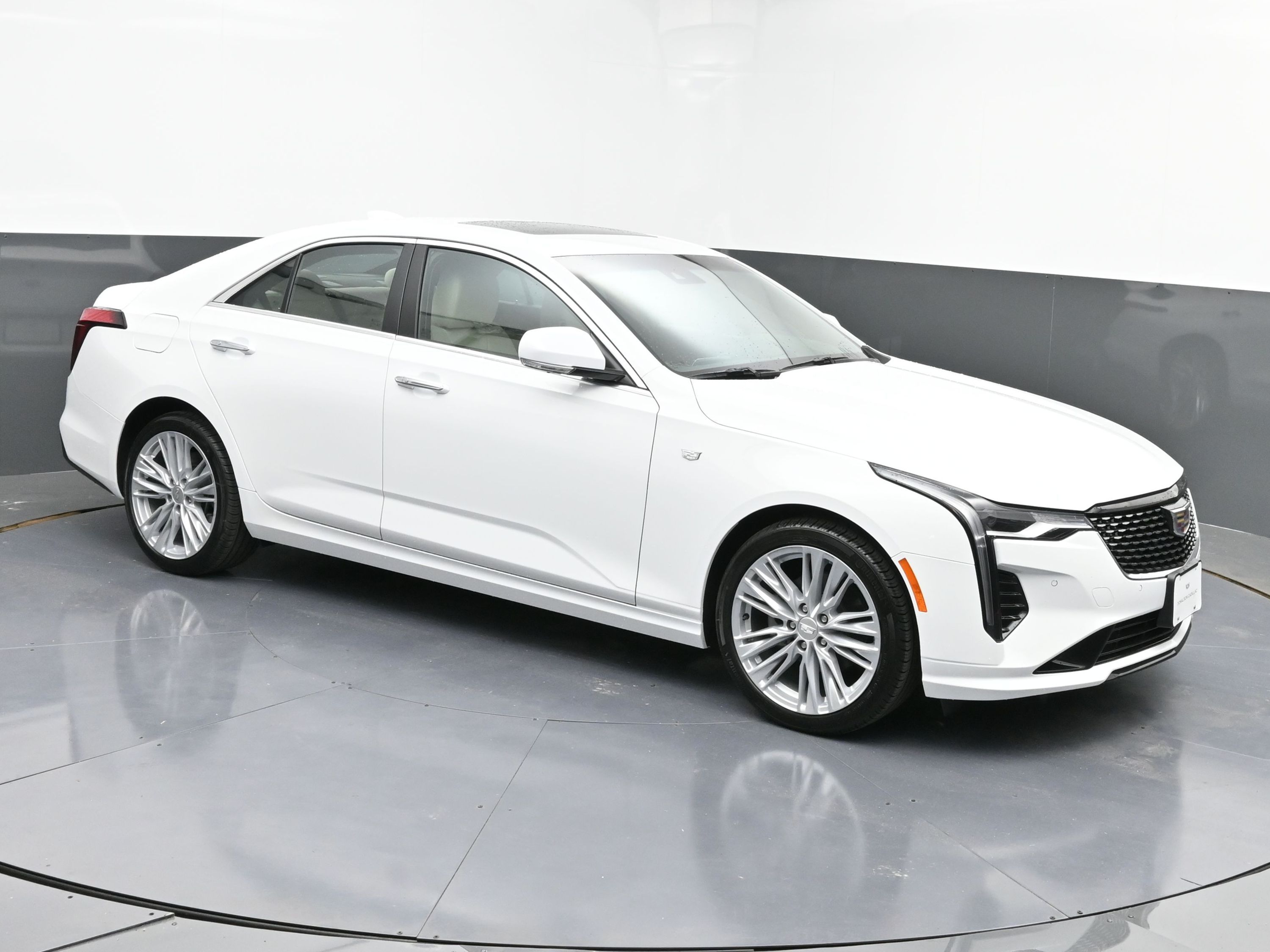 2025 Cadillac CT4 Premium Luxury