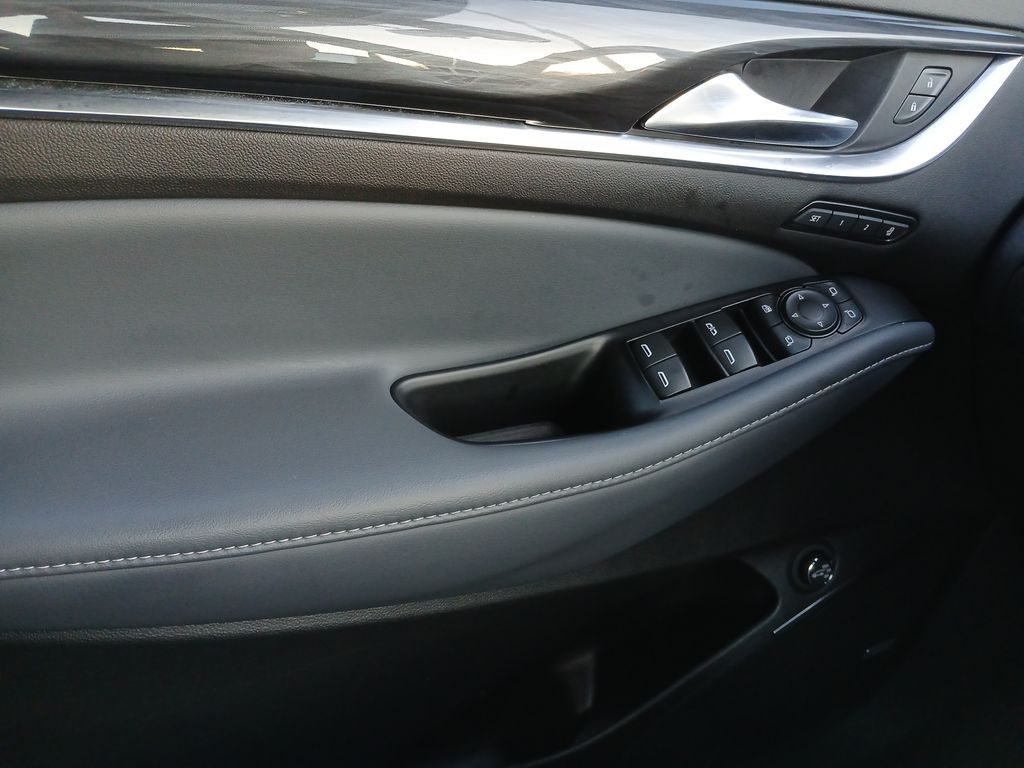 2024 Buick Enclave Premium photo 23