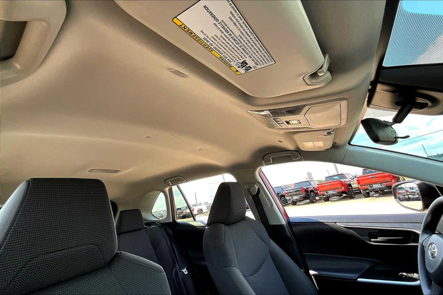 2024 Toyota RAV4 LE photo 11