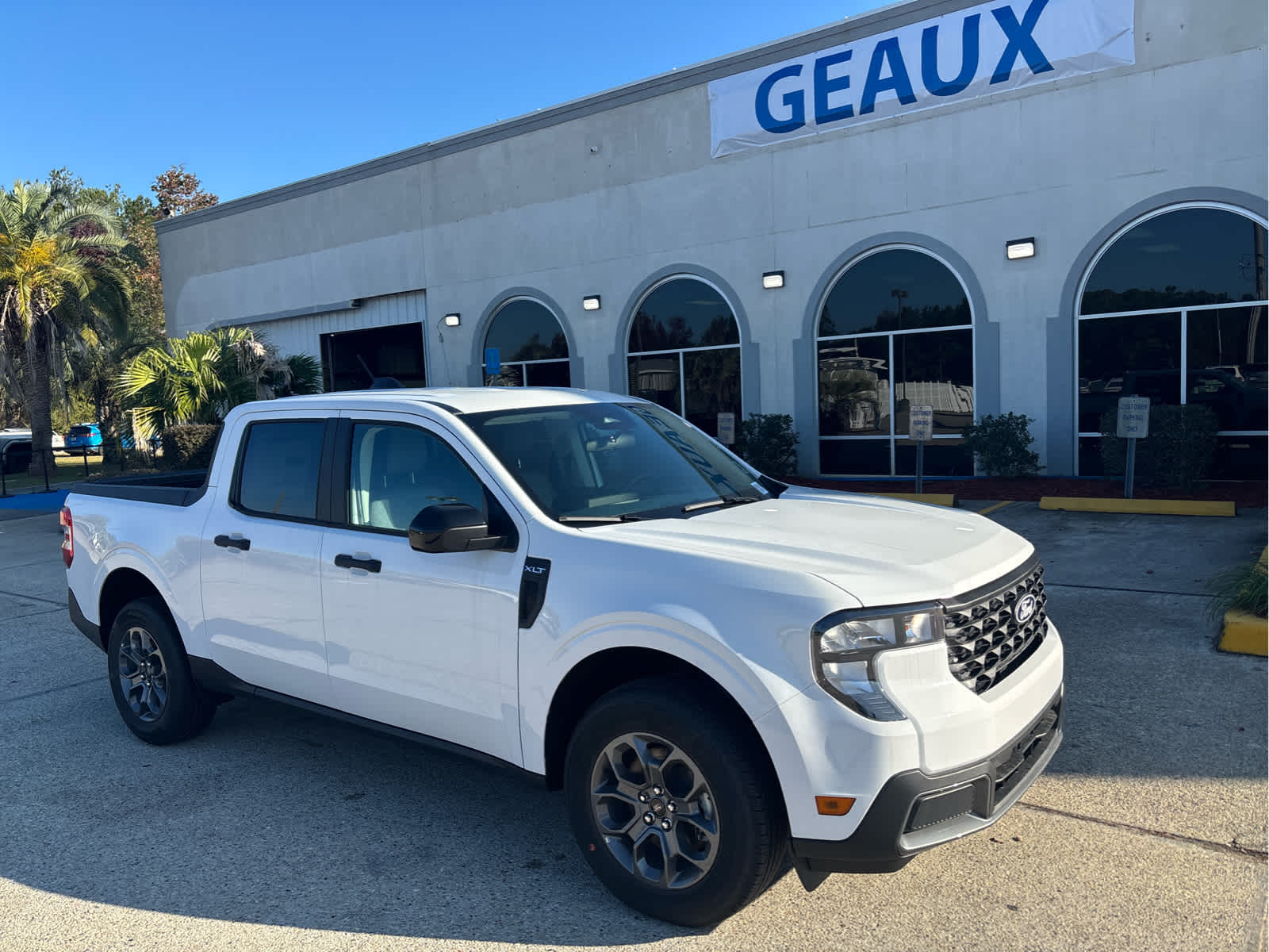 2025 Ford Maverick XLT's photo