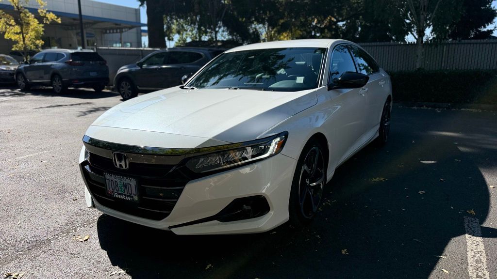 2022 Honda Accord Sport 1.5T photo 2