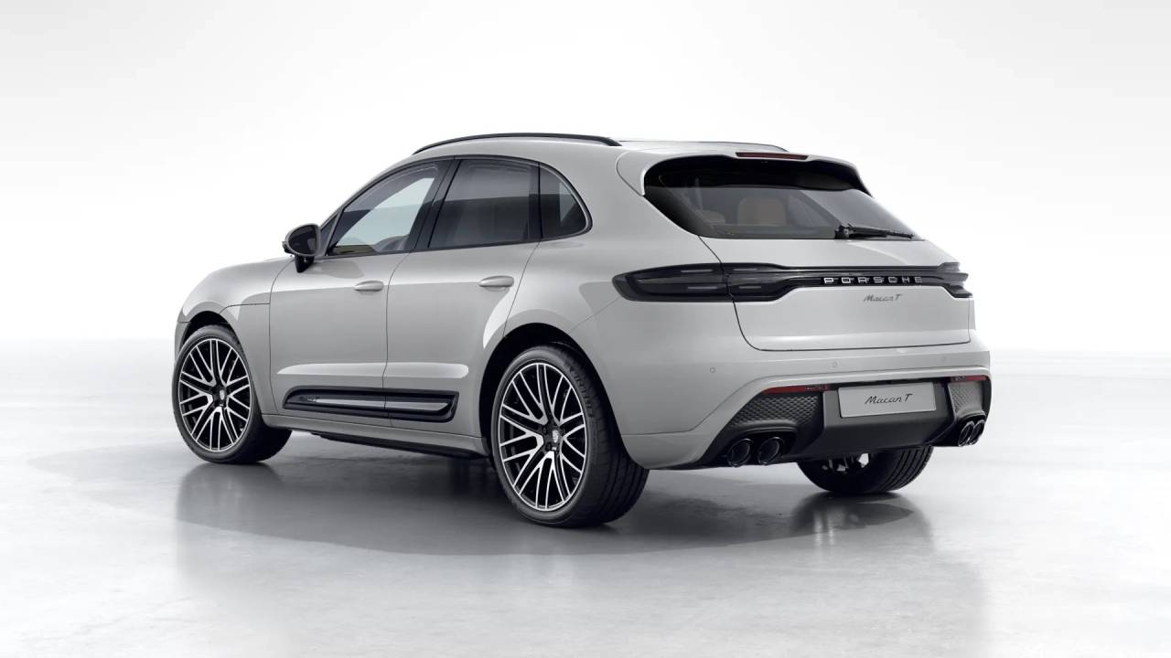 2026 Porsche Macan T photo 3