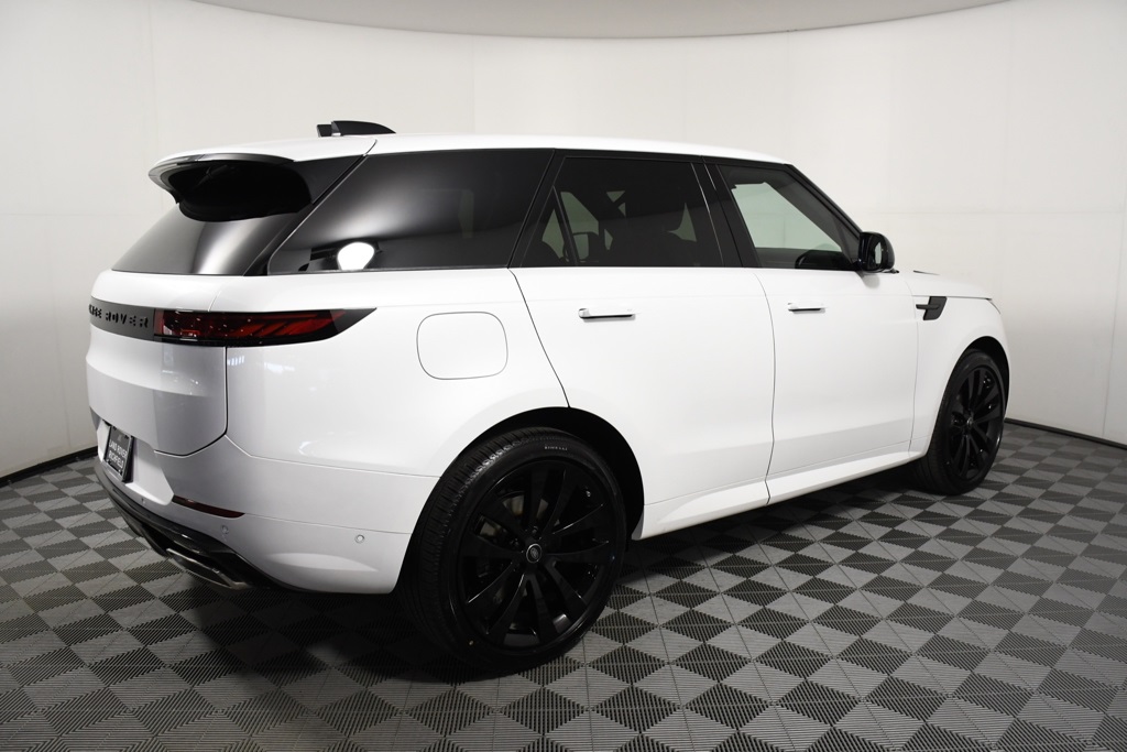 2025 Land Rover Range Rover Sport SE photo 7