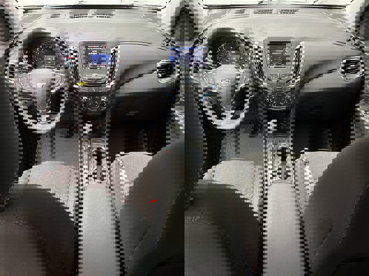 2024 Chevrolet Equinox LT photo 4