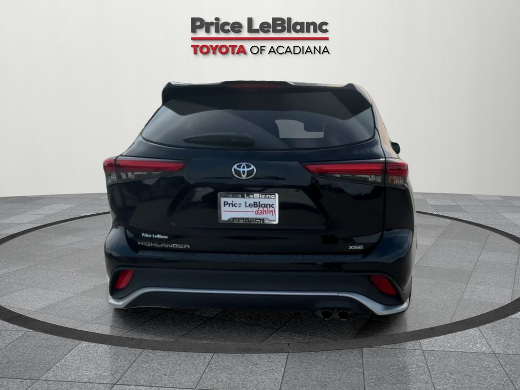 2023 Toyota Highlander XSE photo 6