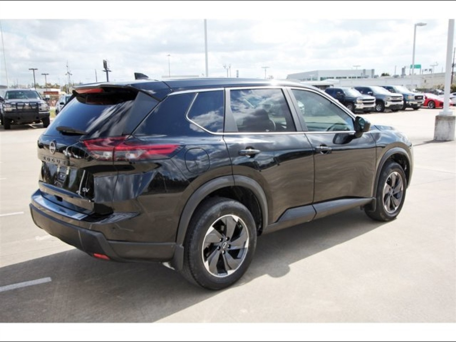 2024 Nissan Rogue SV Black at Robbins Nissan