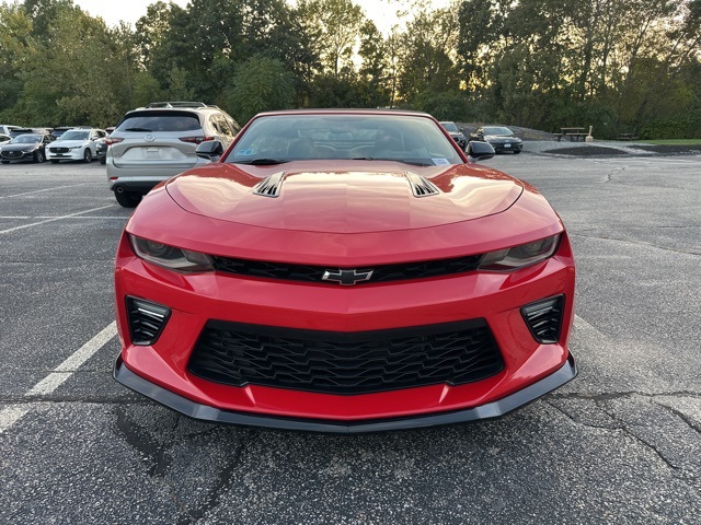 2016 Chevrolet Camaro SS photo 2