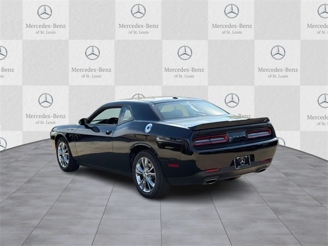 2023 Dodge Challenger SXT photo 4