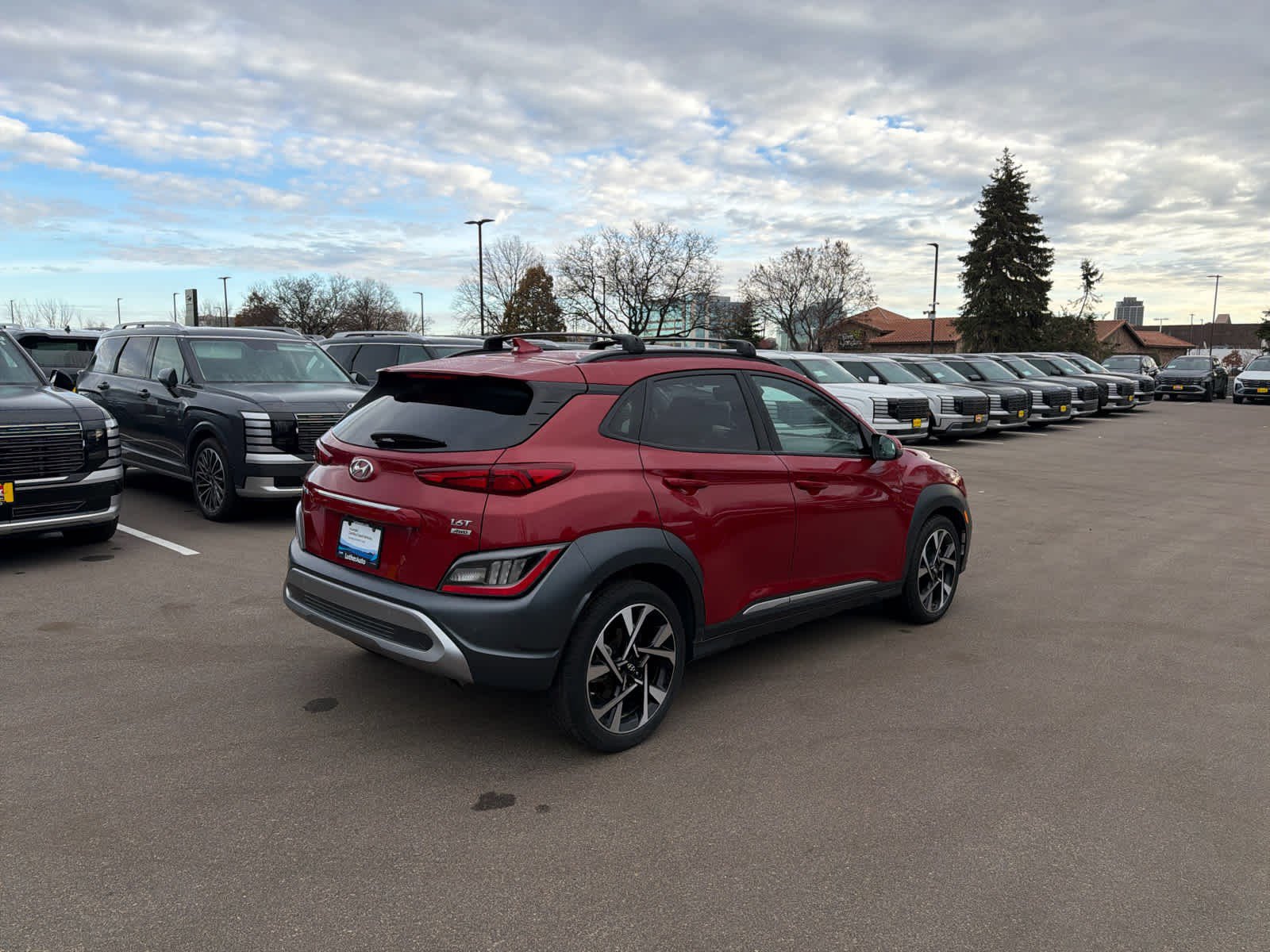 2023 Hyundai Kona Limited photo 2