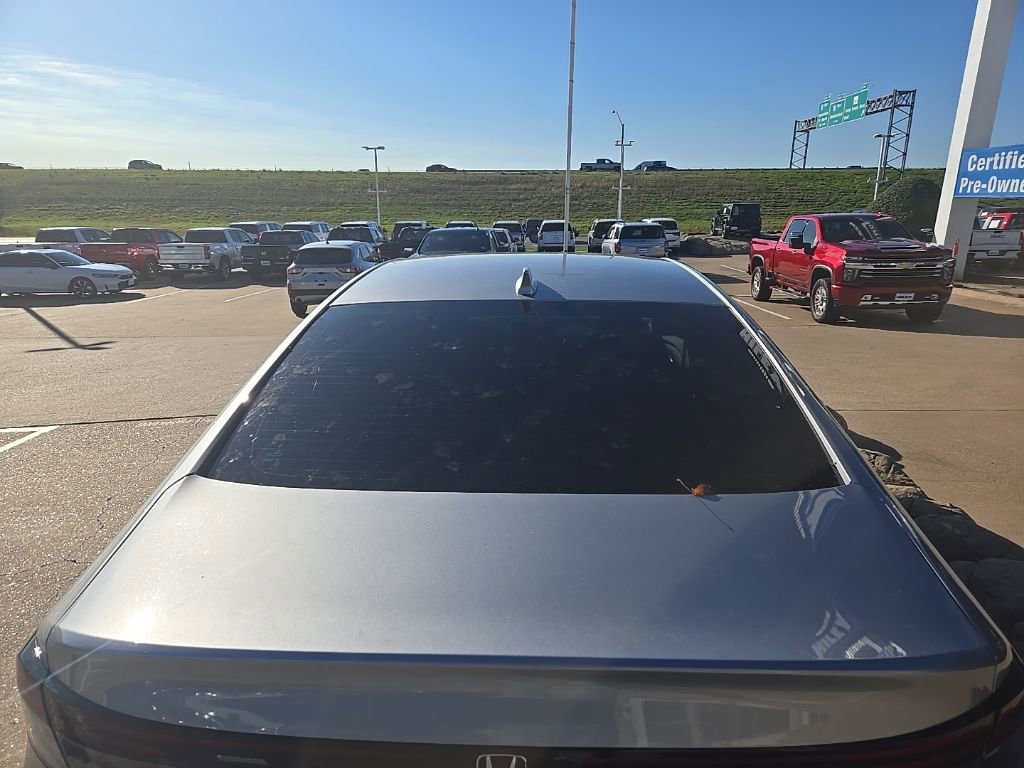 2023 Honda Accord LX photo 2