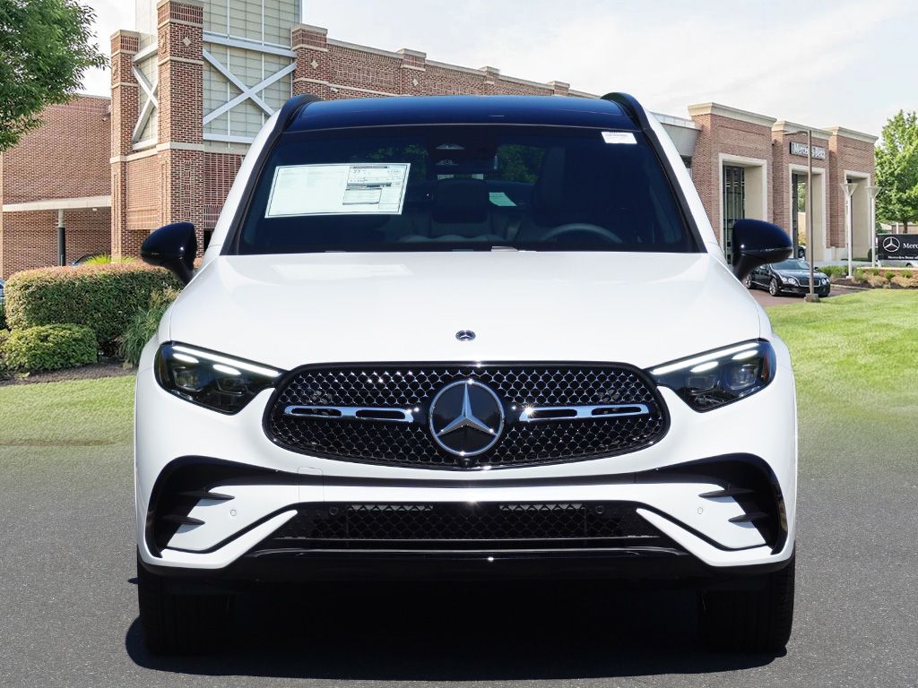 2026 Mercedes Benz GLC 300 photo 2