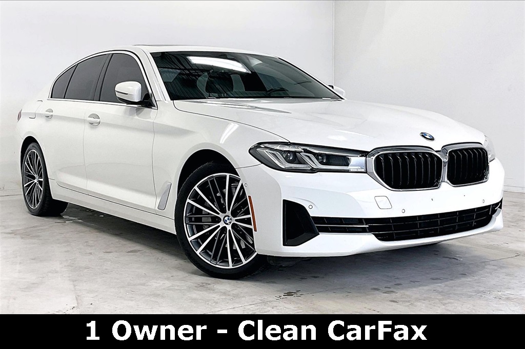 2021 BMW 5 Series 530e's photo