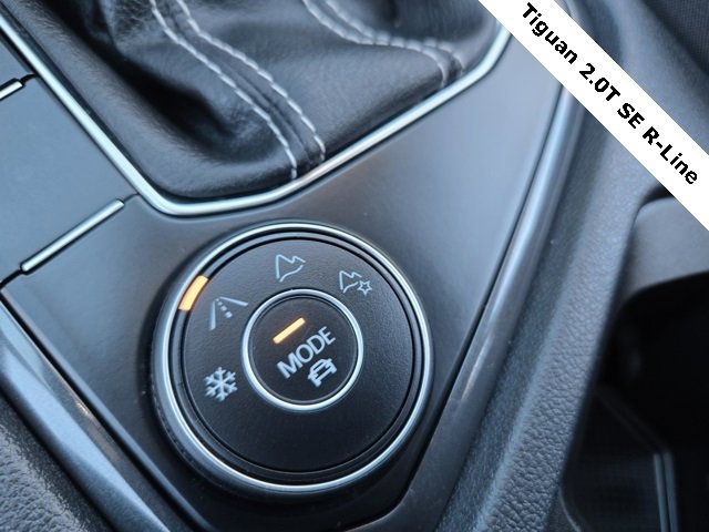 2023 Volkswagen Tiguan SE R-Line Black photo 32