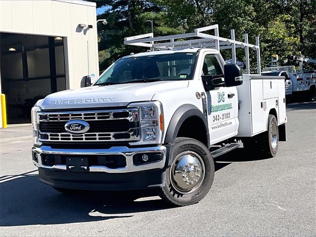2024 Ford F-600 photo 3
