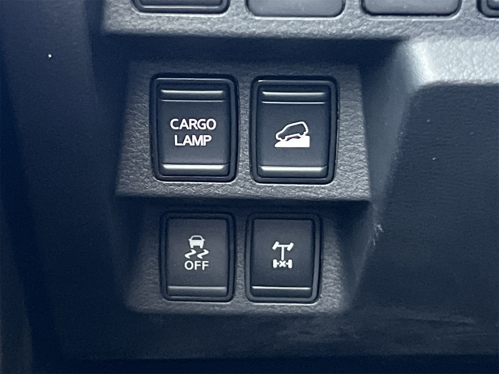 2025 Nissan Frontier PRO-4X photo 18