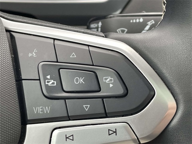 2024 Volkswagen Tiguan SE Wolfsburg Edition photo 22