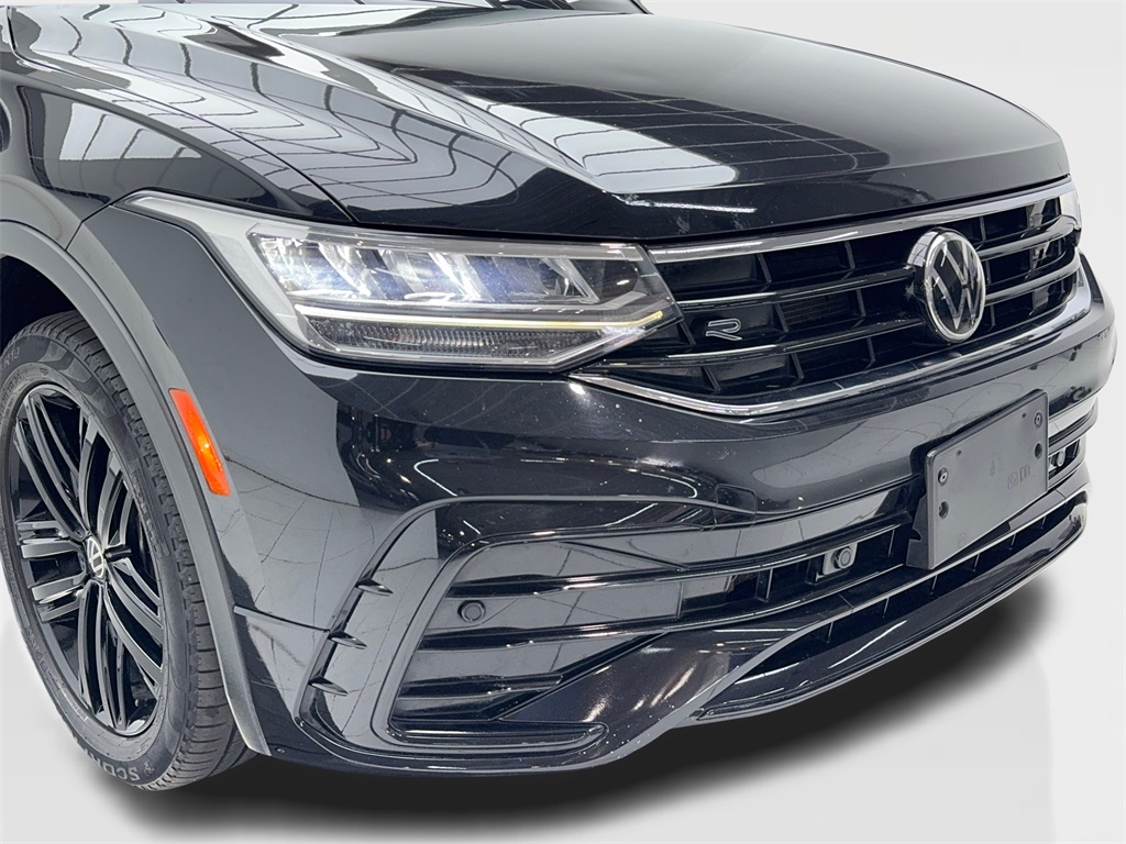 2022 Volkswagen Tiguan SE R-Line Black photo 3