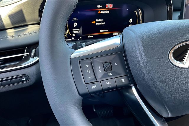 2026 Infiniti QX60 Luxe photo 17