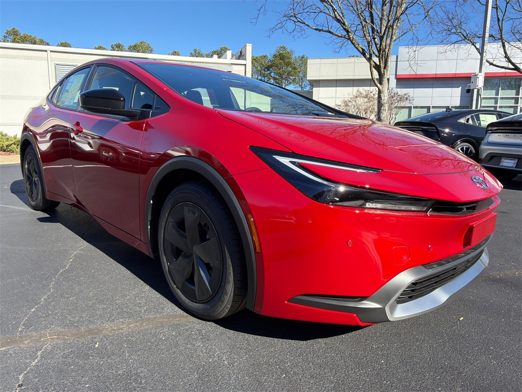 2026 Toyota Prius SE's photo