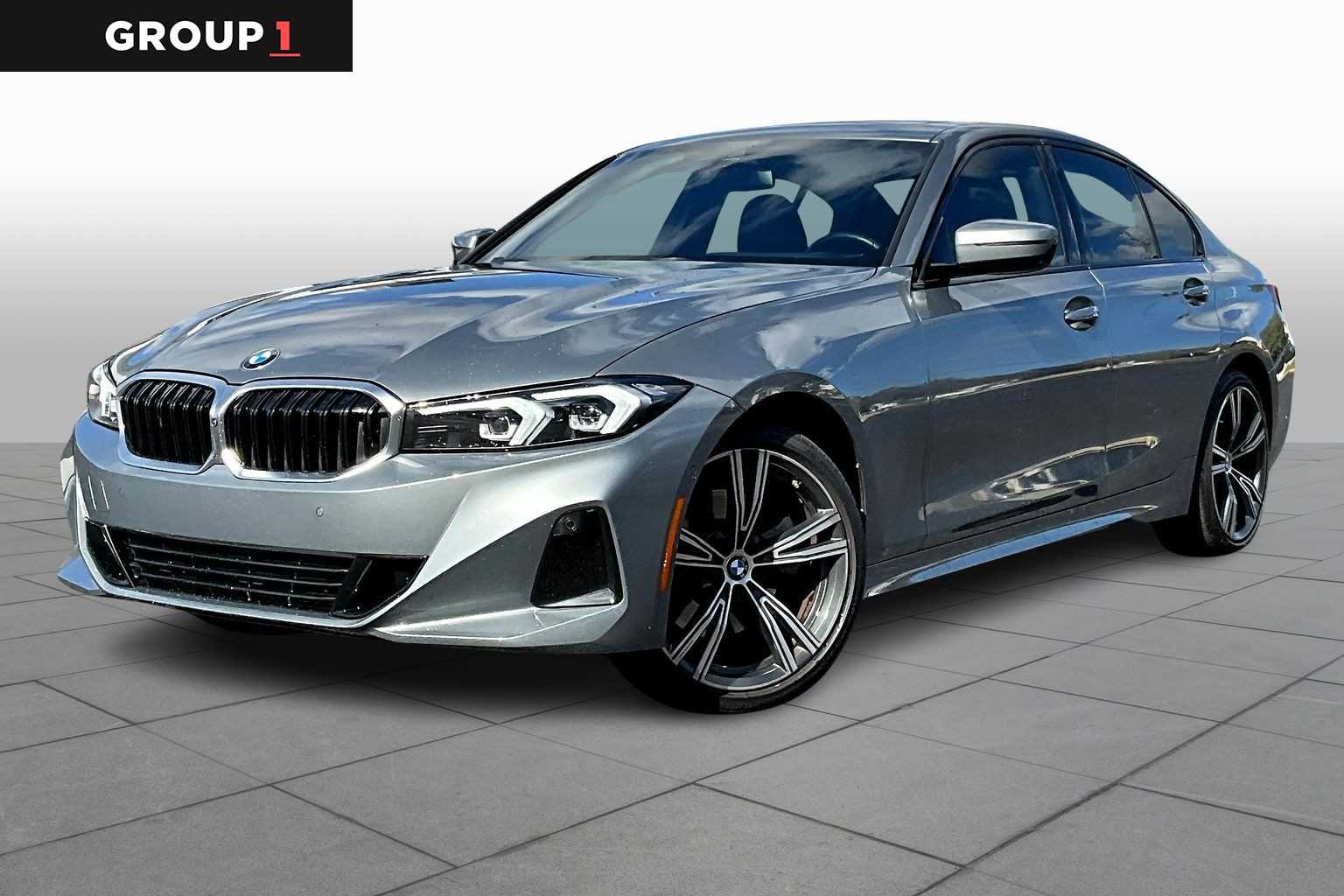 2023 BMW 3 Series 330i's photo