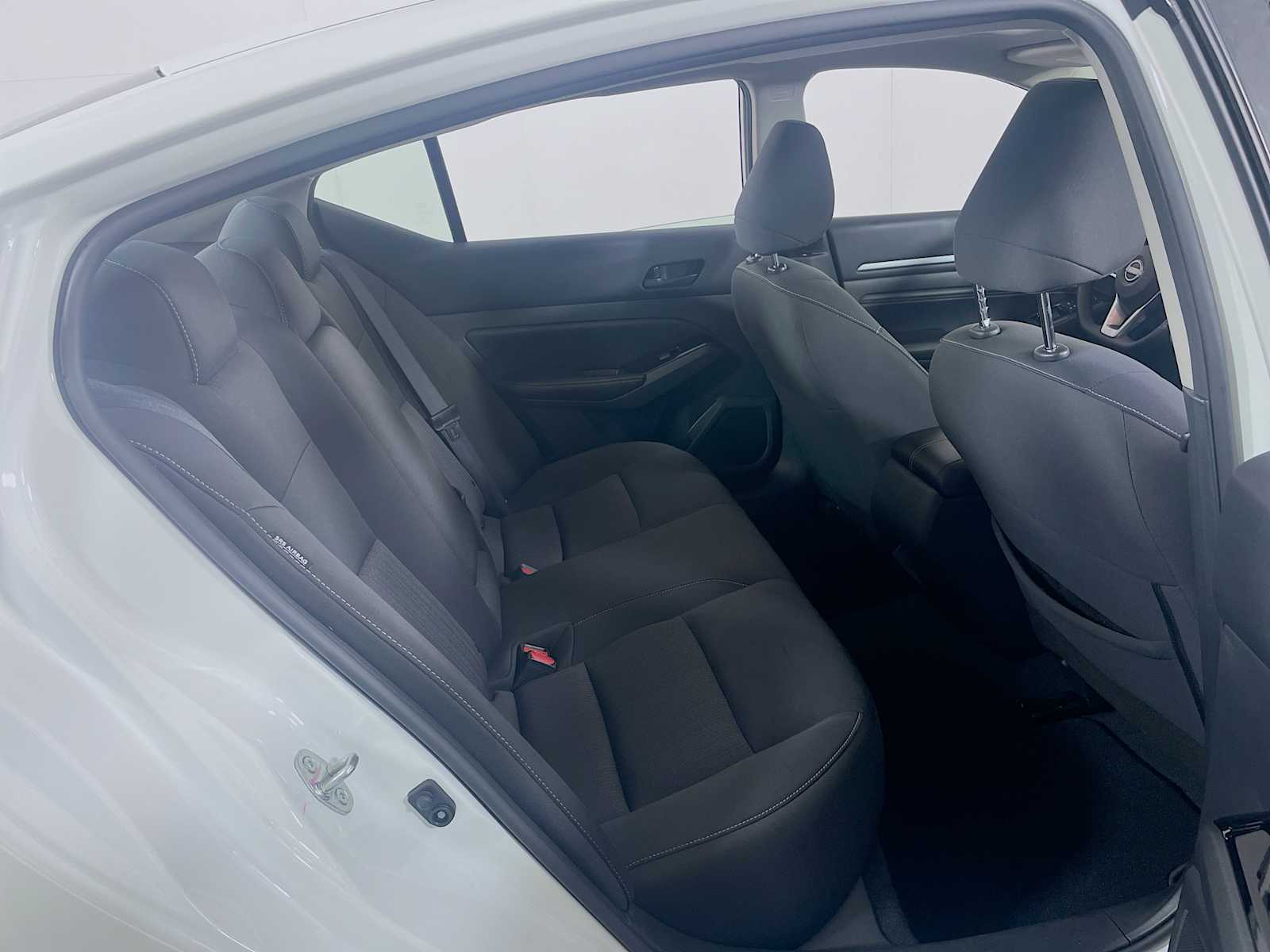 2023 Nissan Altima 2.5 SV photo 25