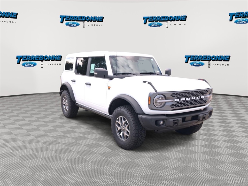 2025 Ford Bronco Badlands photo 2