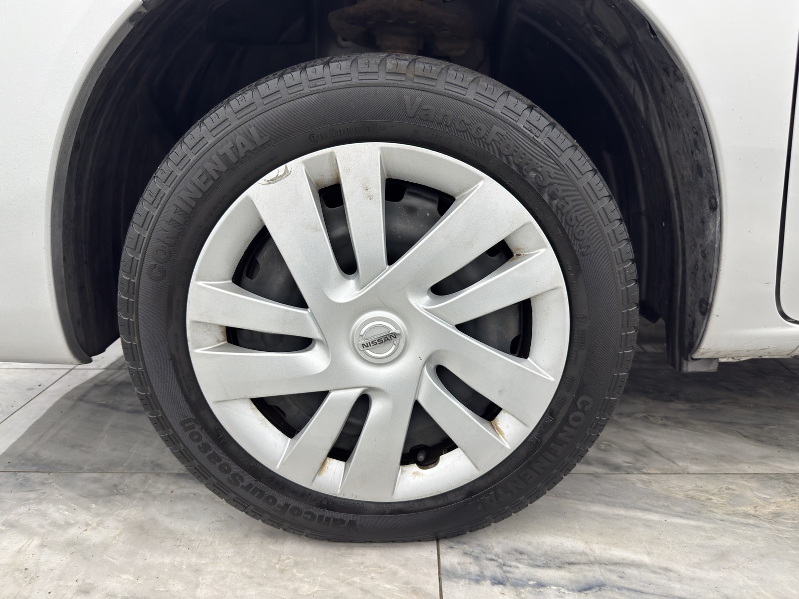 2020 Nissan NV200 SV photo 9