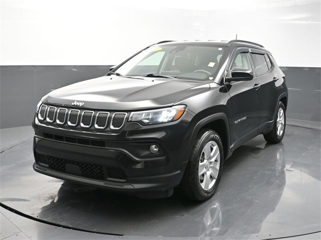 2022 Jeep Compass Latitude's photo