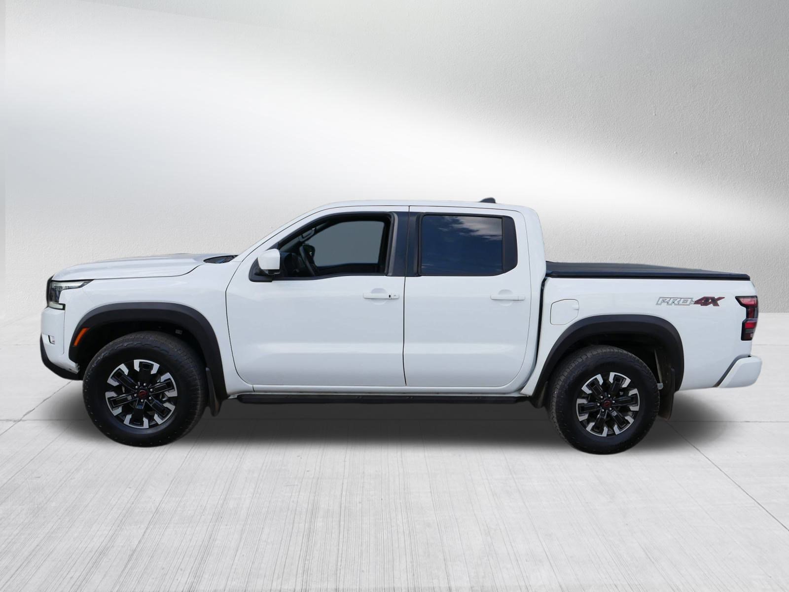 2022 Nissan Frontier PRO-4X photo 4