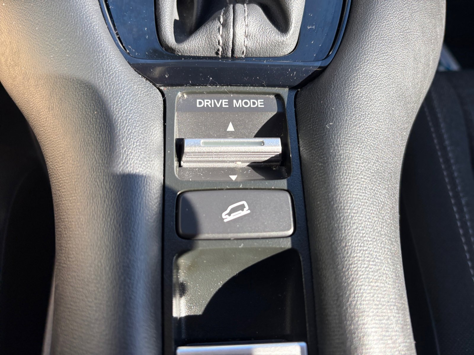 2023 Honda HR-V LX photo 23