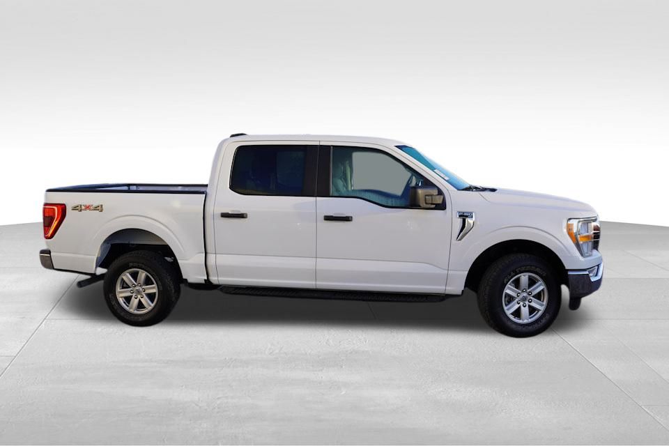 2021 Ford F-150 XLT photo 2