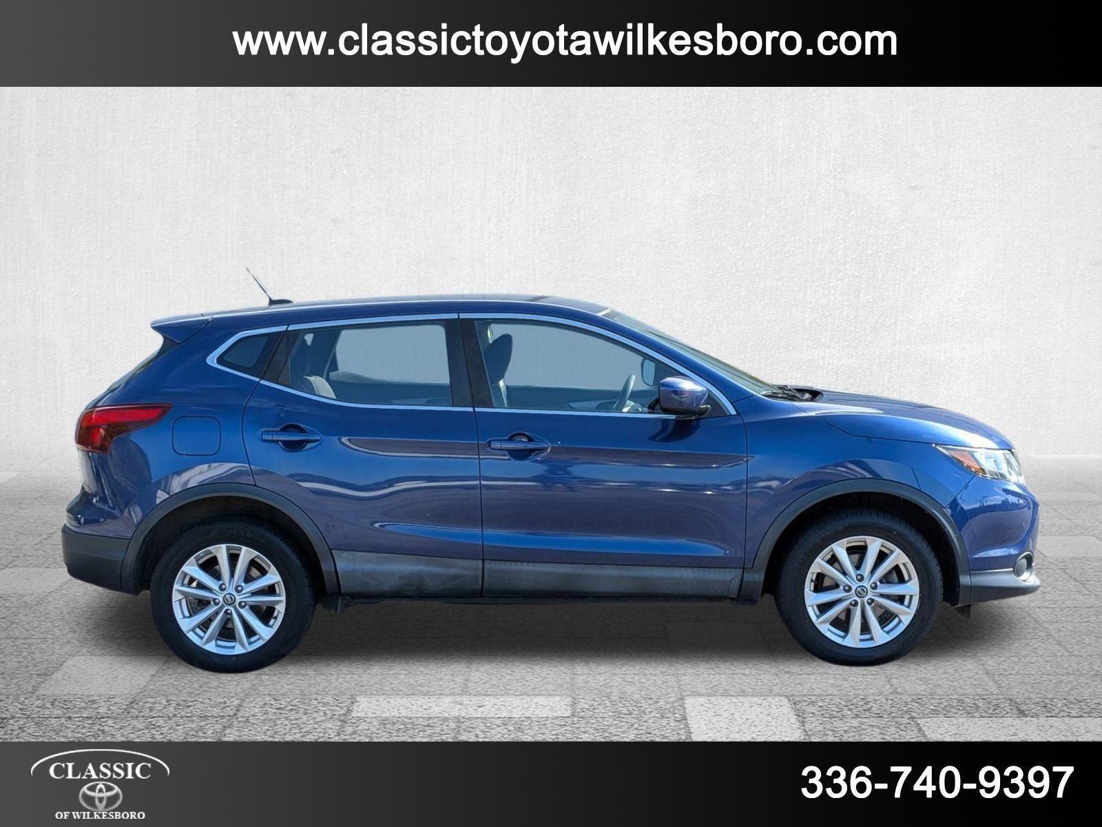 2019 Nissan Rogue Sport S photo 3