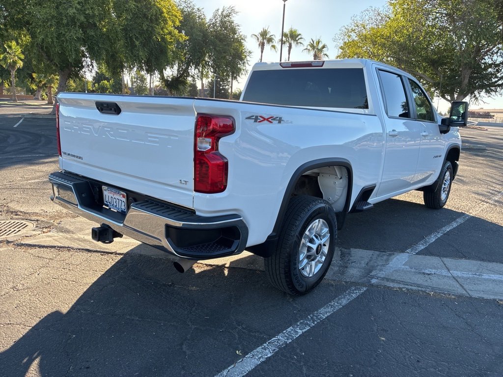2024 Chevrolet Silverado 2500HD LT photo 3
